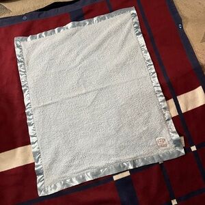 Little Giraffe fleece soft baby blue baby blanket NWT striped reversible 36x29”